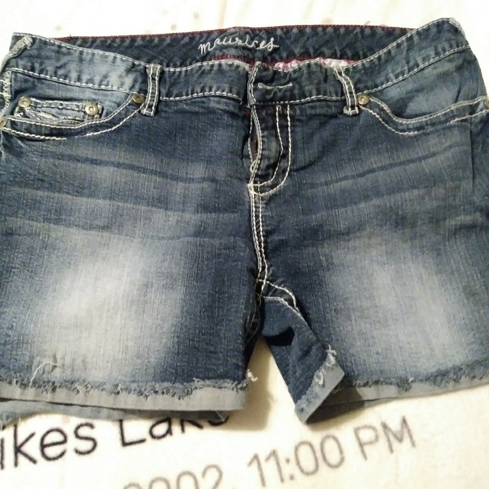 Maurice's shorts